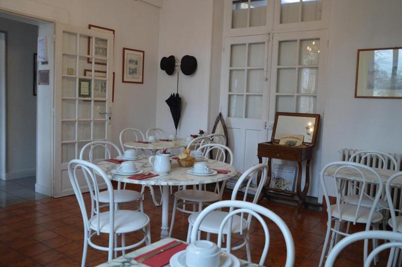 Hôtel Victor Hugo image