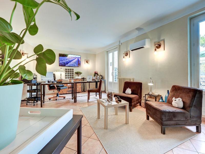 Logis Hotel la Bastide d'Entraigues image