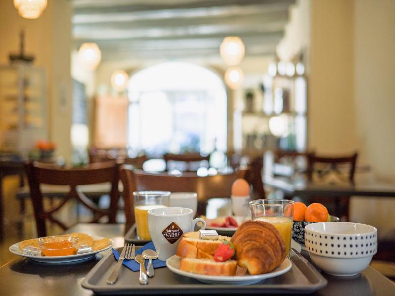 Logis Hotel la Bastide d'Entraigues image