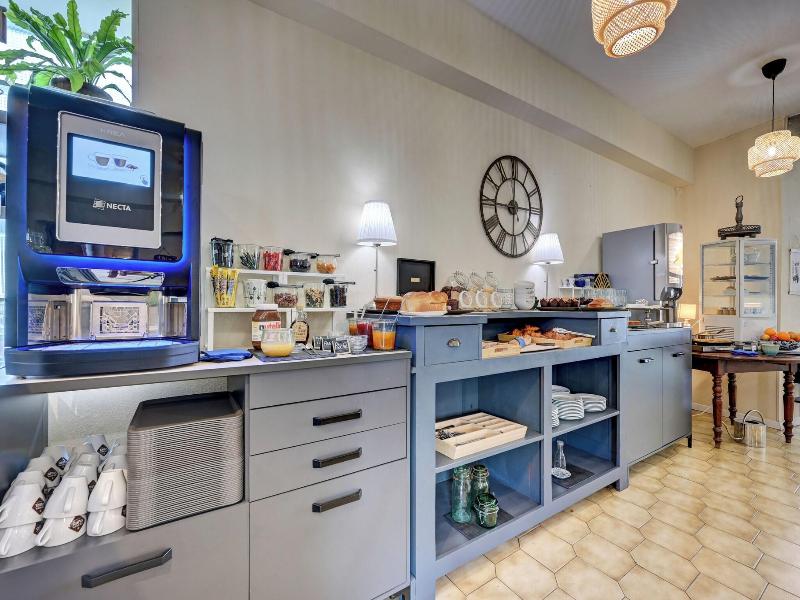 Logis Hotel la Bastide d'Entraigues image