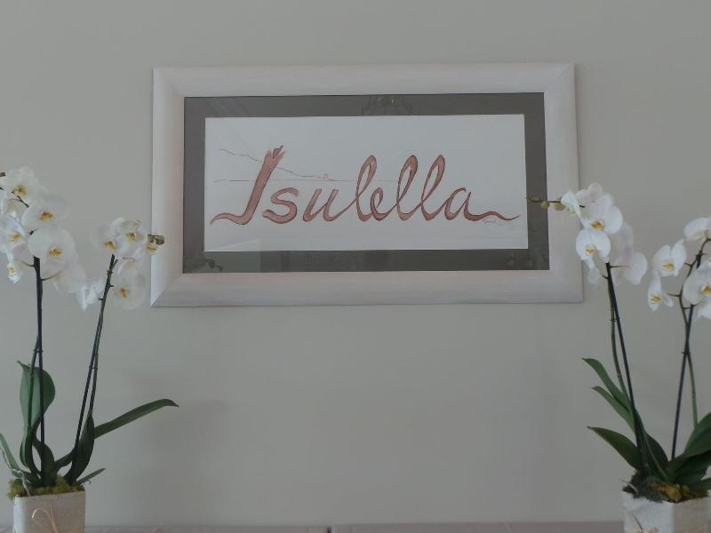 Isulella Hotel & restaurant