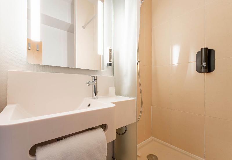 B&B HOTEL Valenciennes Marly image