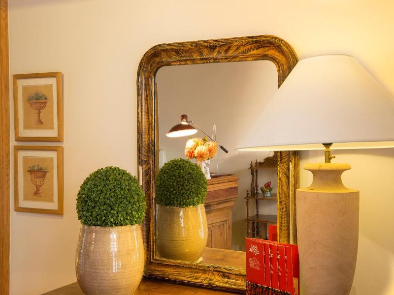 Hotel Du Cygne image