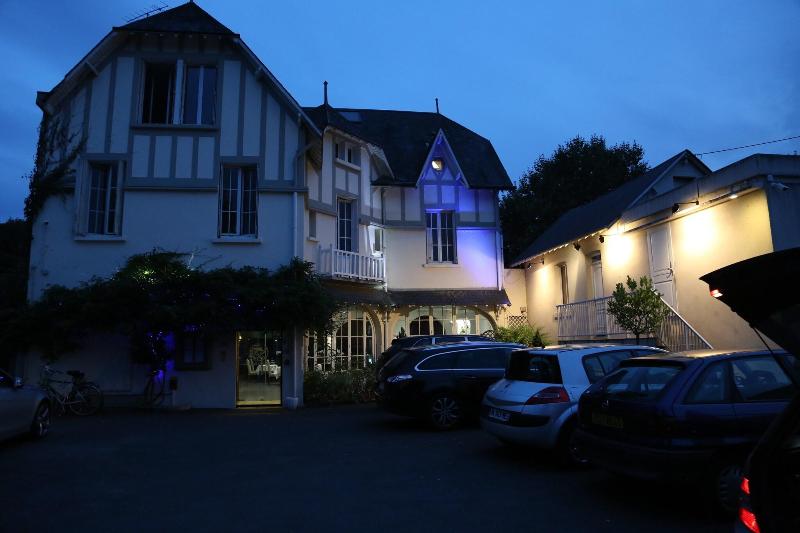 Pavillon Bleu image