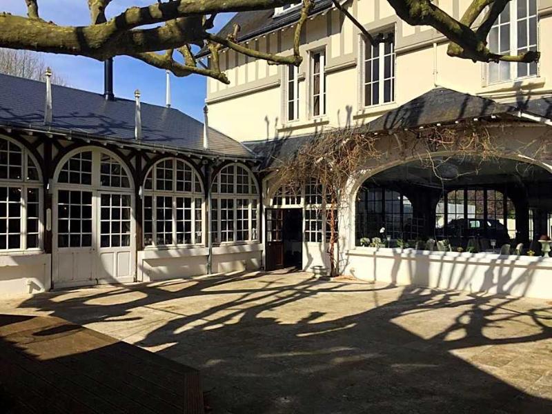 Pavillon Bleu image