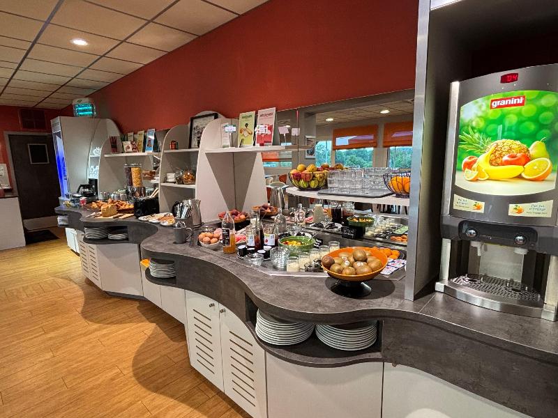 Brit Hotel Les Evens image