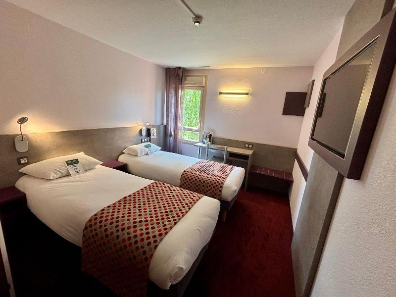 Brit Hotel Les Evens image