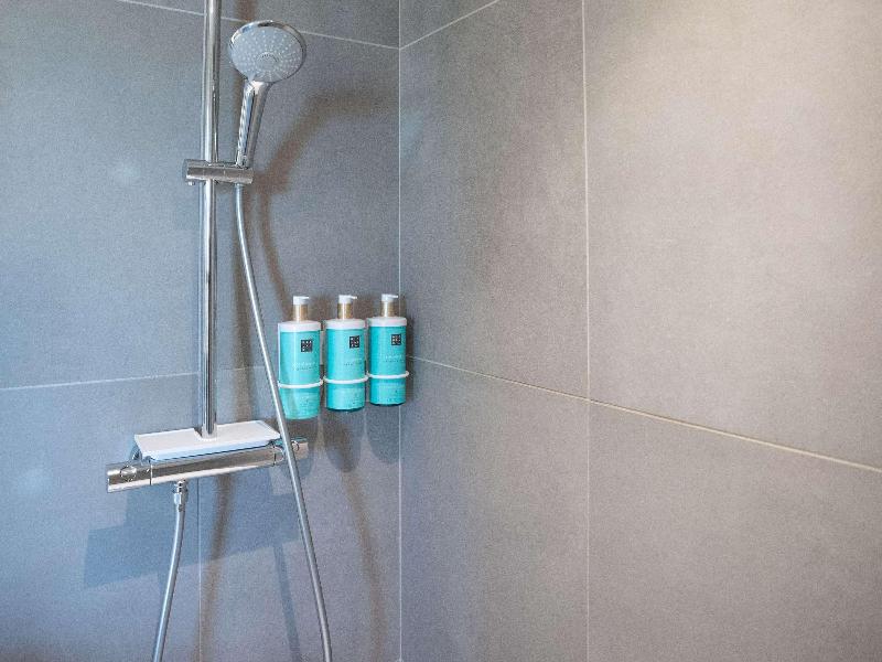 Novotel Angers Centre Gare image