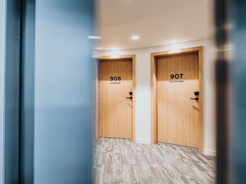 Novotel Angers Centre Gare image