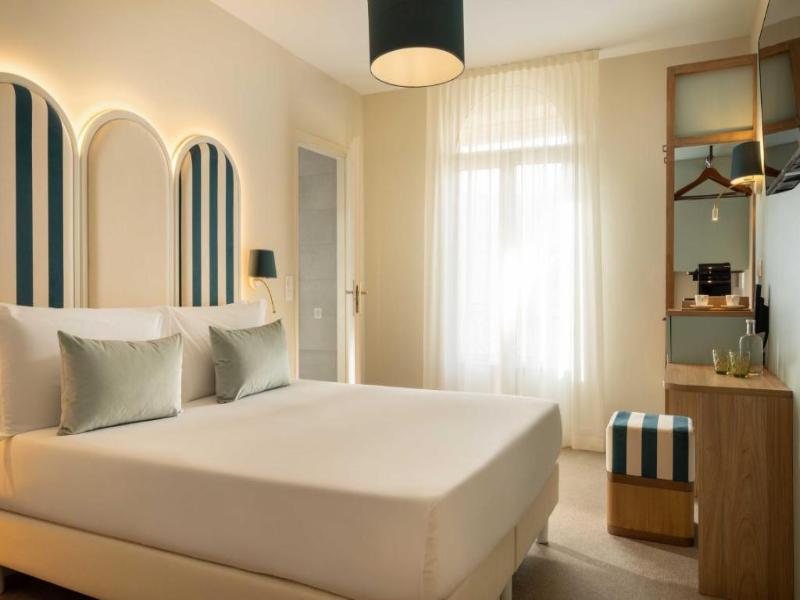 Hotel Olympia image