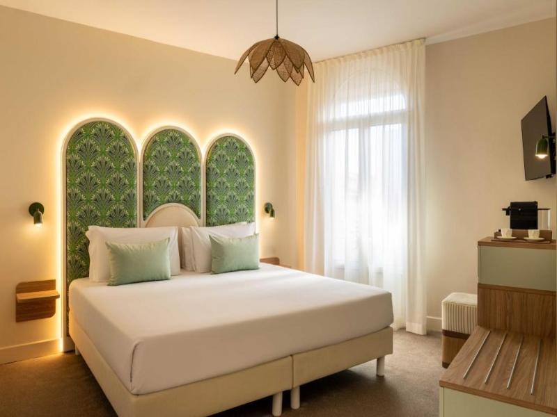 Hotel Olympia image