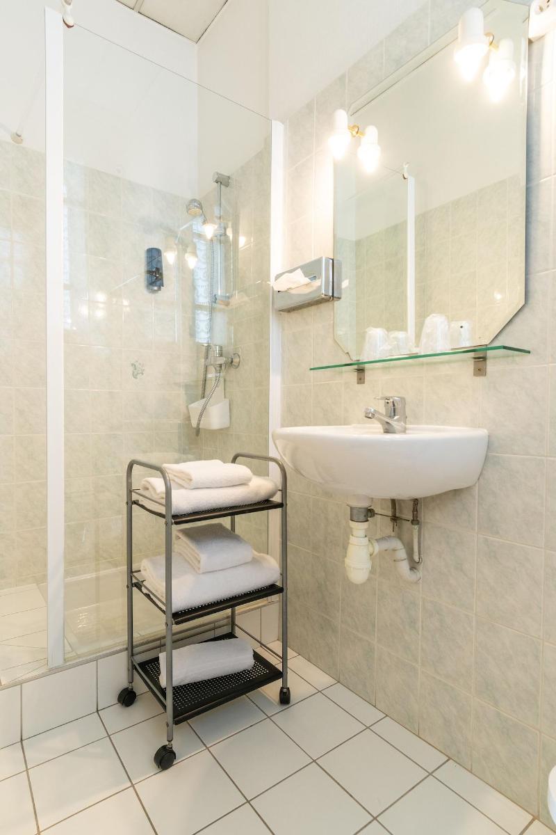 Hotel Des Bains image