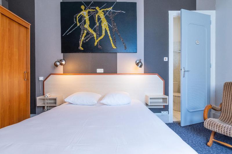 Hotel Des Bains image