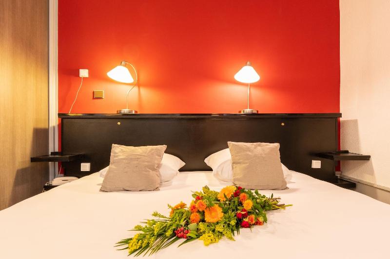 Hotel Des Bains image