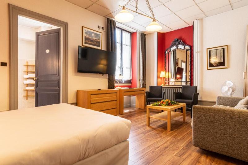 Hotel Des Bains image