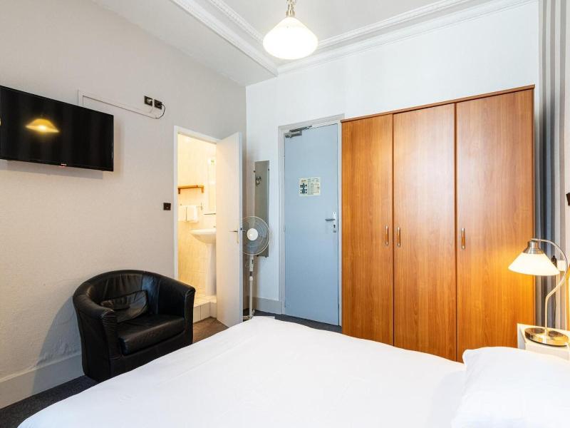 Hotel Des Bains image
