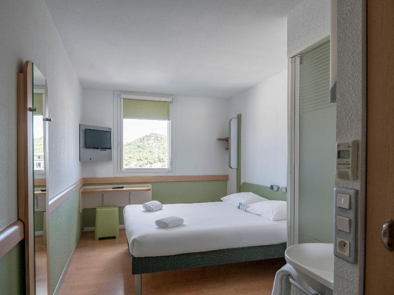 Ibis Budget Ajaccio image