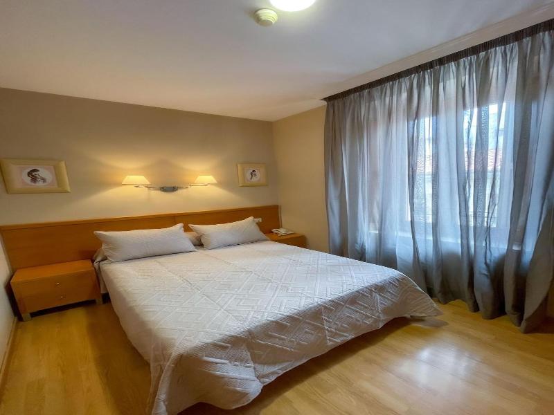 Hotel Castilla image