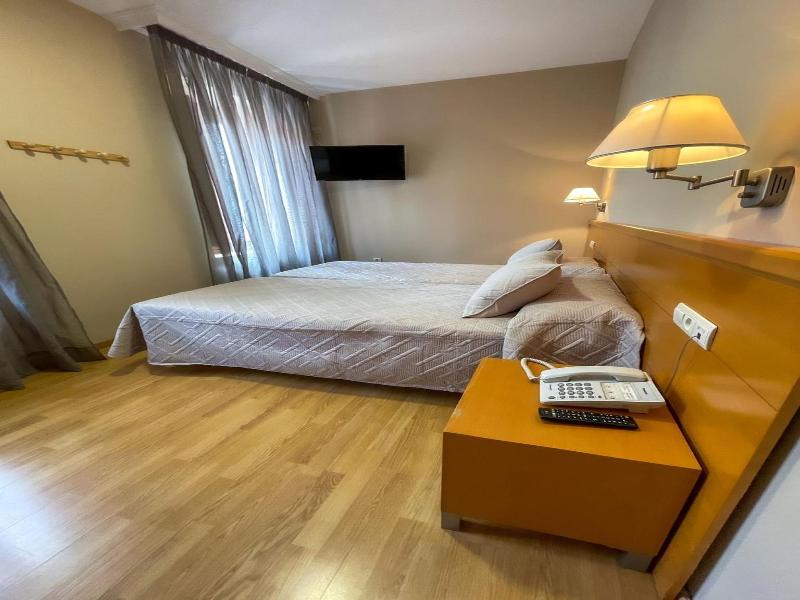 Hotel Castilla image