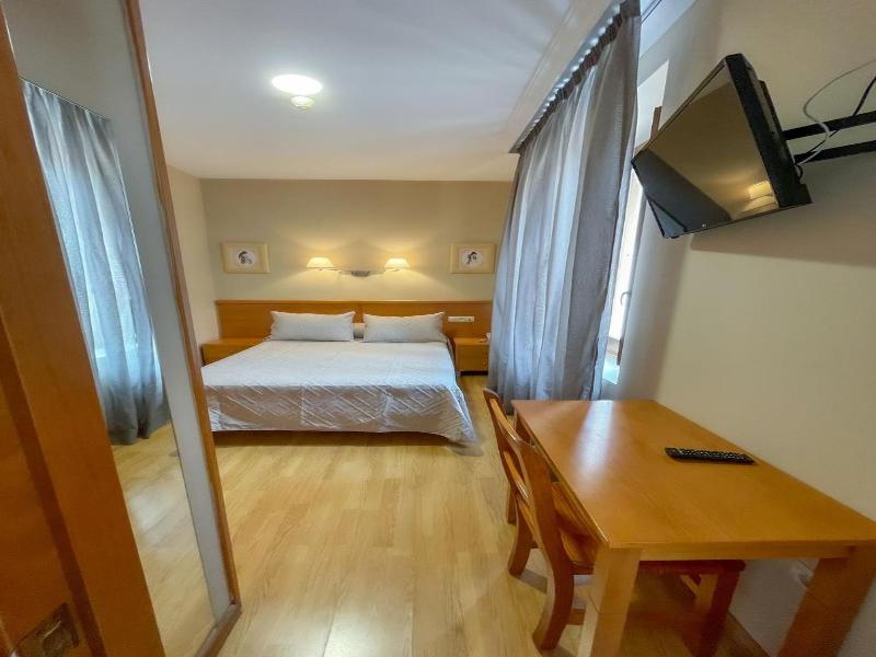 Hotel Castilla image