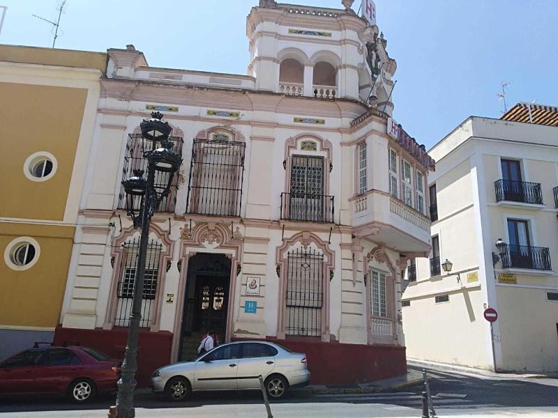 Hotel Cervantes image