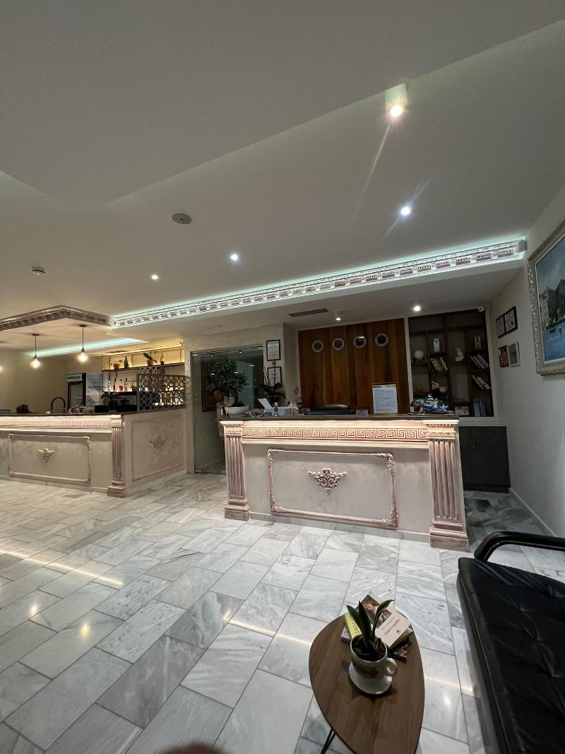 Class Hotel image
