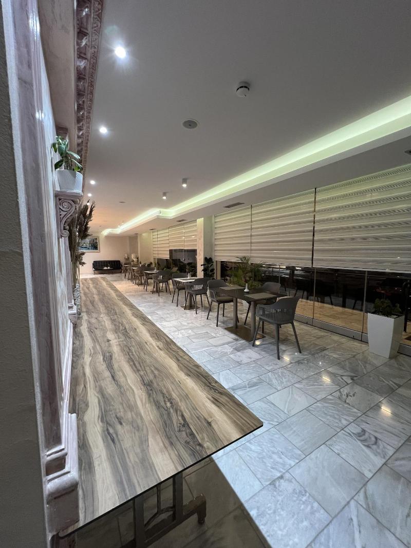 Class Hotel image