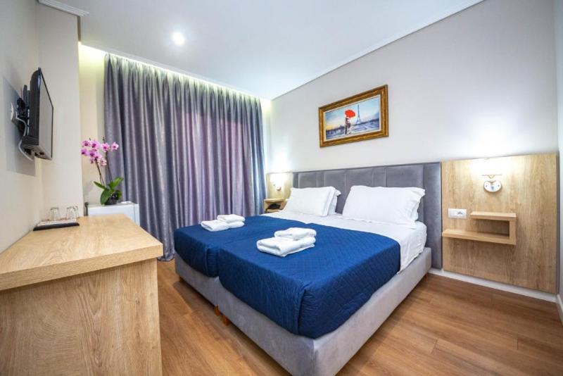 Class Hotel image