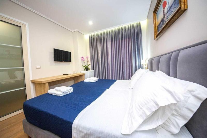 Class Hotel image