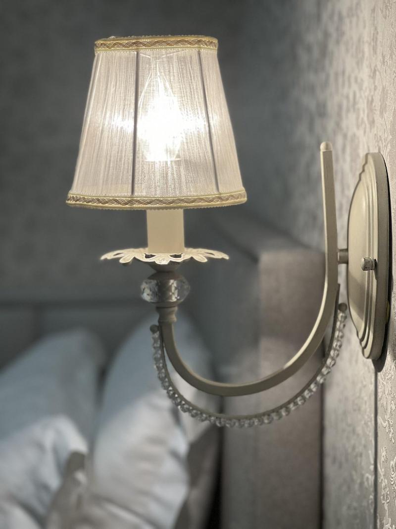 Class Hotel image