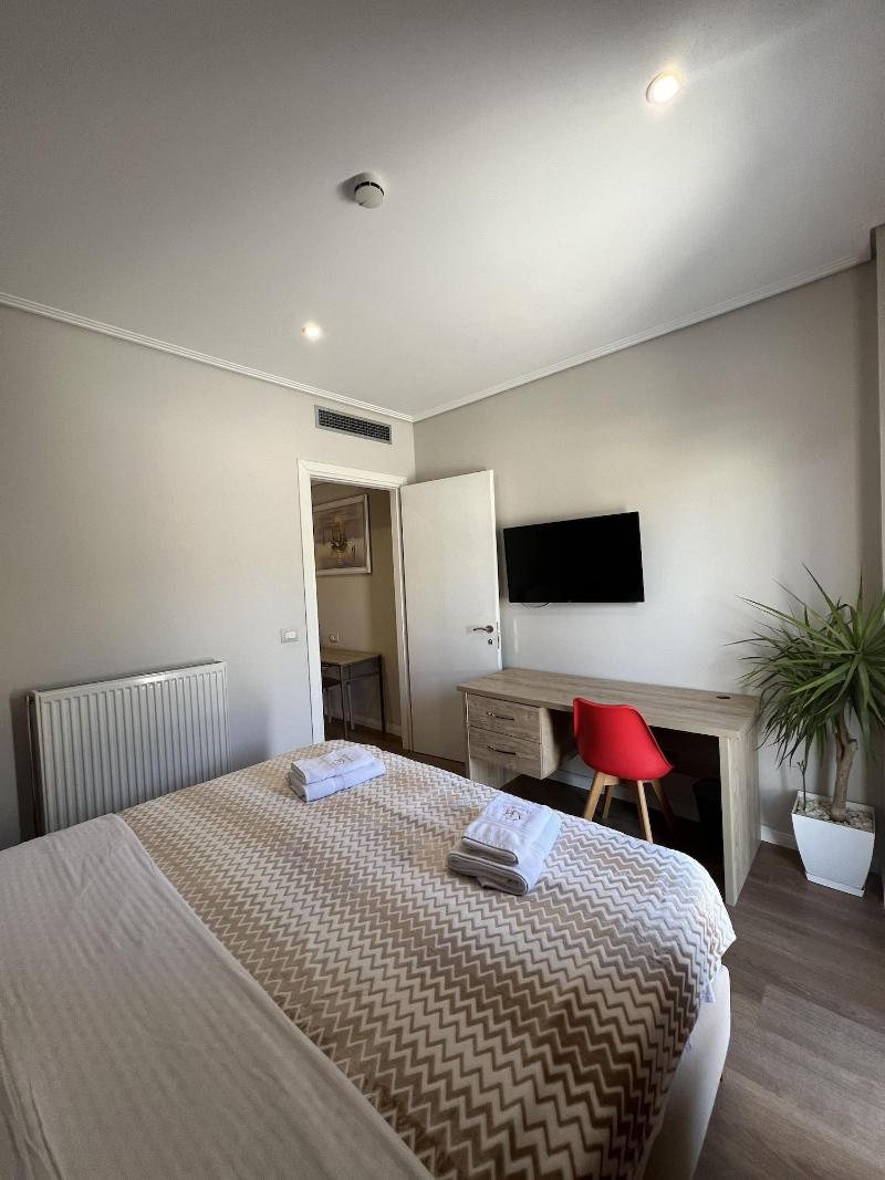 Class Hotel image