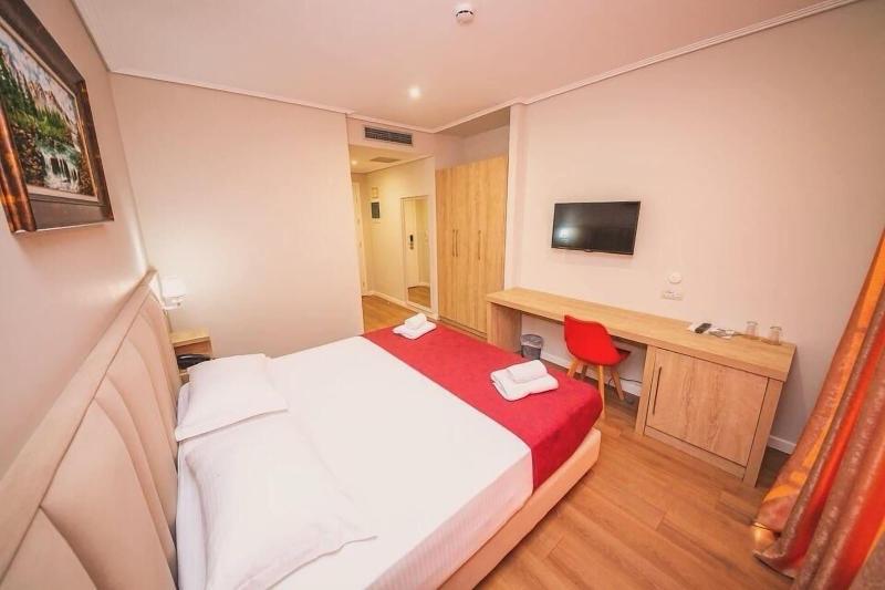 Class Hotel image