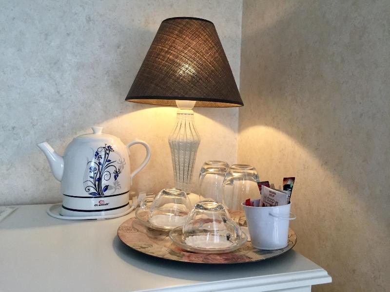 Family Hotel Agoncev image