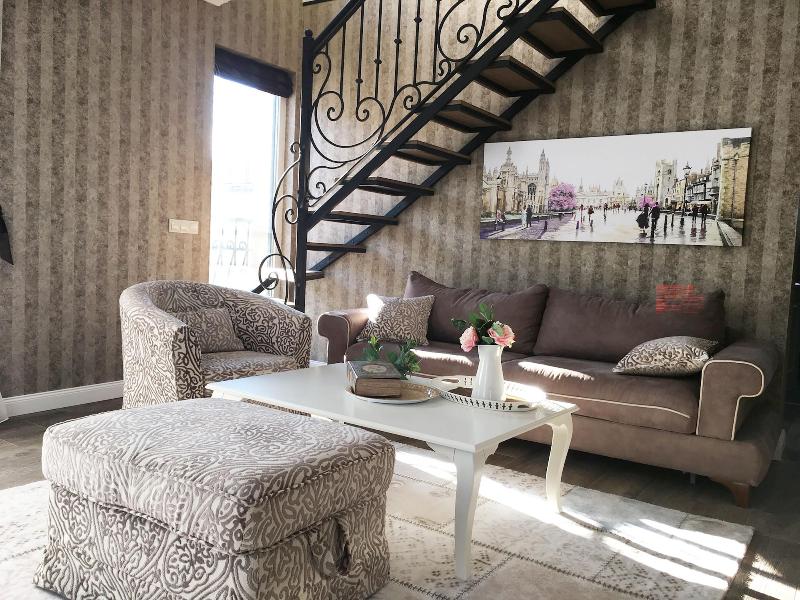 Family Hotel Agoncev image