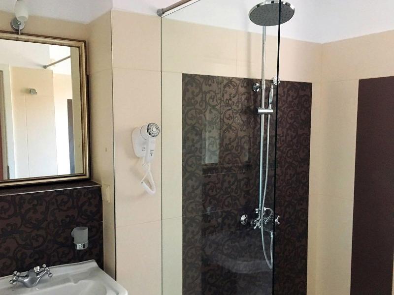 Family Hotel Agoncev image