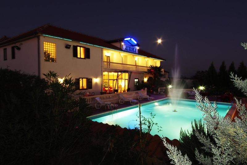 Hotel Aurora image