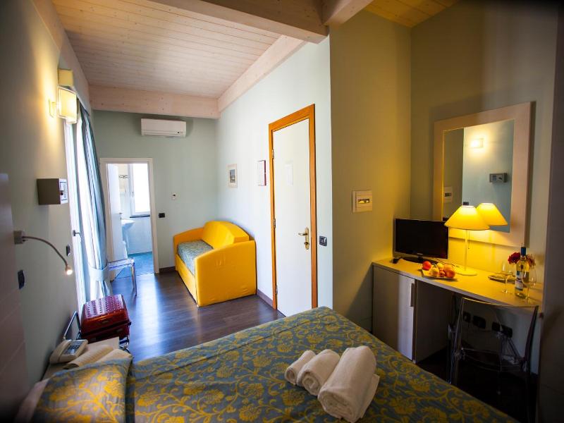 Hotel Delle Rose image