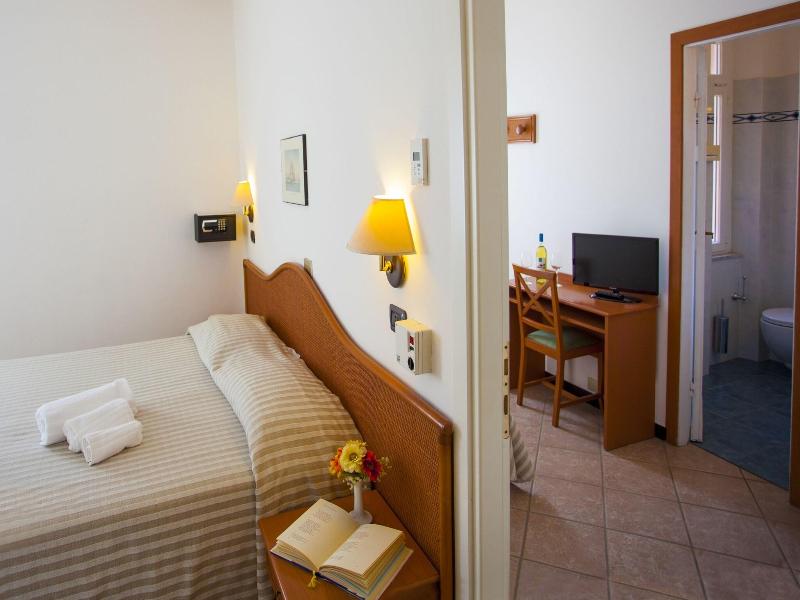 Hotel Delle Rose image