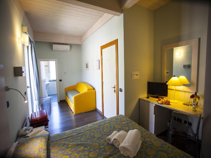 Hotel Delle Rose image