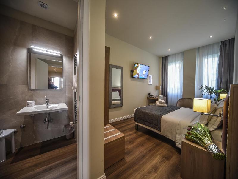 Hotel Zara Milano image