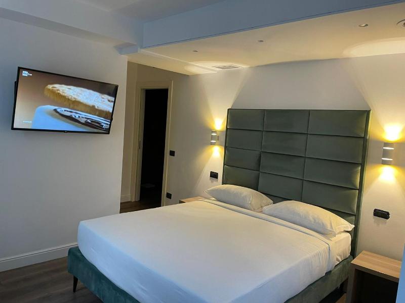 Hotel Zara Milano image