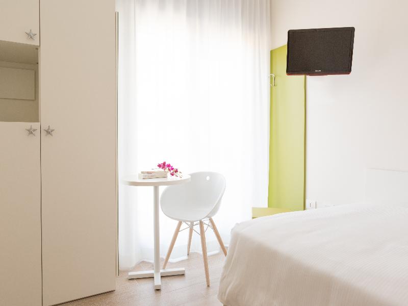 Smart Hotel Mediterraneo image