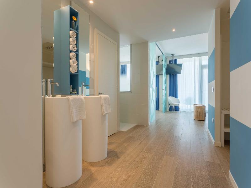 Smart Hotel Mediterraneo image