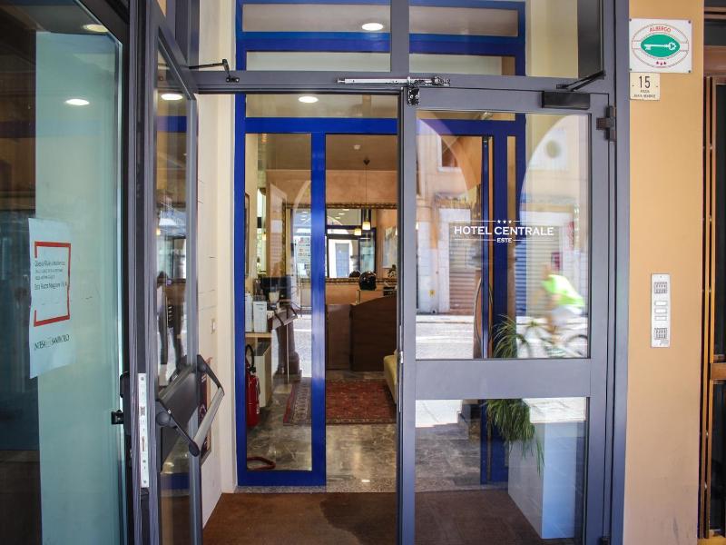 Hotel Centrale image