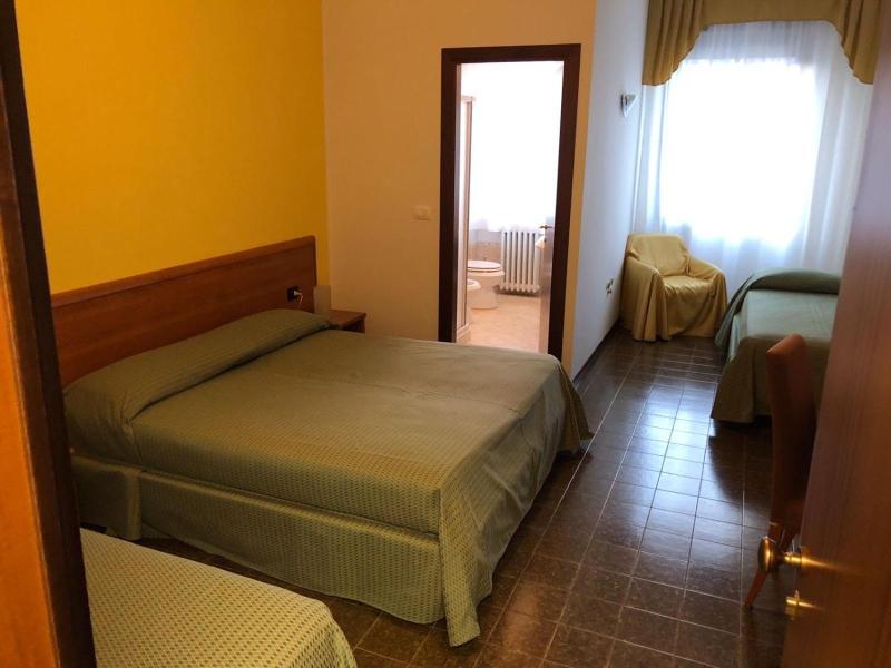 Hotel Centrale image