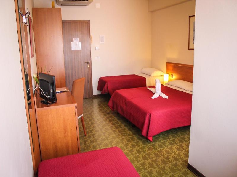 Hotel Centrale image