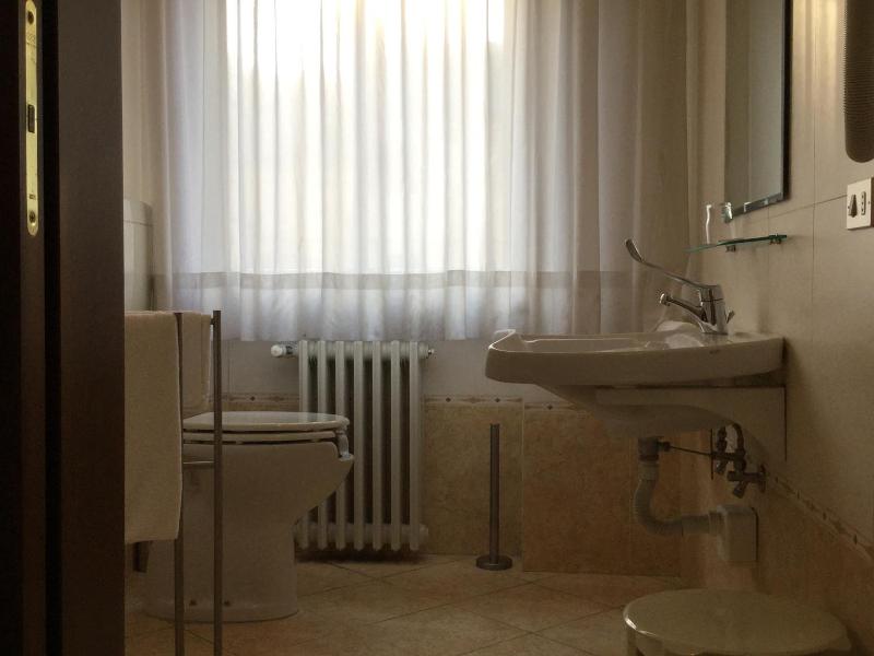 Hotel Centrale image