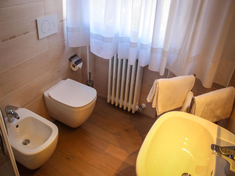 Hotel Centrale image