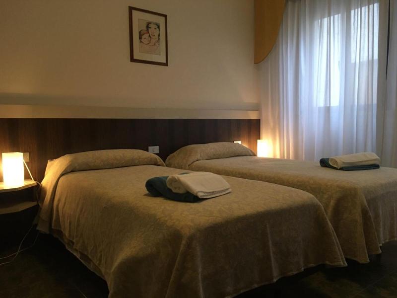 Hotel Centrale image
