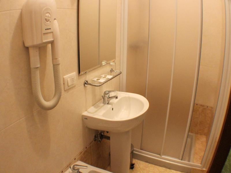 Hotel Centrale image